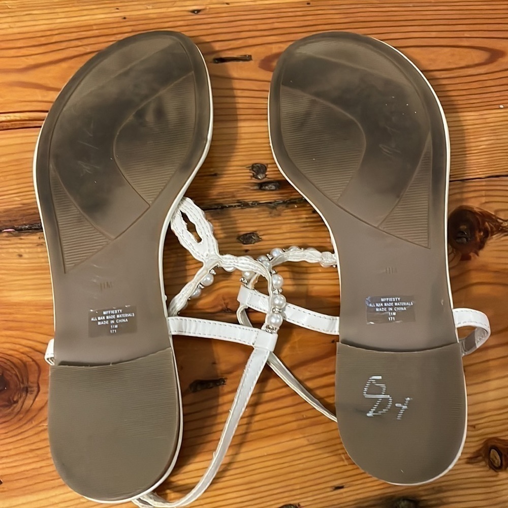 Marc Fisher Pearl White Wedding Sandals size 11 - Picture 7 of 8